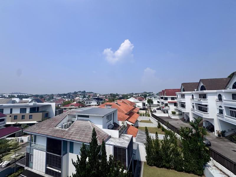 Estrivillas, Jalan Lim Tai See, Tanglin / Holland / Bukit Timah, 5 Bedrooms, 5,460 sqft, Cluster House For Sale, by Joyce Lau, 500277723 - Unblocked views - PropertyGuru.com.sg