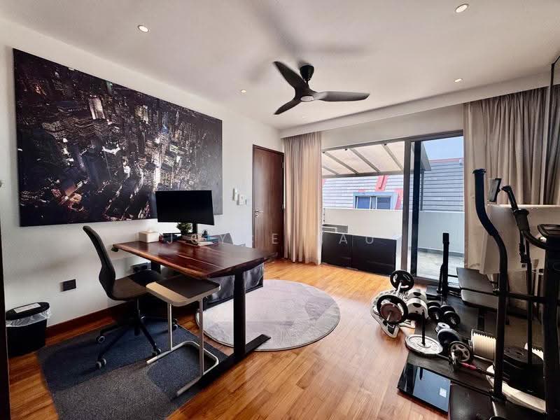 Estrivillas, Jalan Lim Tai See, Tanglin / Holland / Bukit Timah, 5 Bedrooms, 5,460 sqft, Cluster House For Sale, by Joyce Lau, 500277723 - Junior Master ,Aka Study on Attic floor - PropertyGuru.com.sg