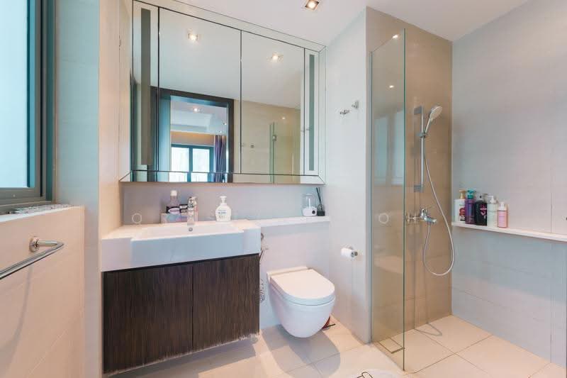 Thomson Three, 21 Bright Hill Drive, Ang Mo Kio / Bishan / Thomson, 3 Bedrooms, 1,141 sqft, Condominium For Sale, by Qristine Goh, 500277768 - Bathroom - PropertyGuru.com.sg