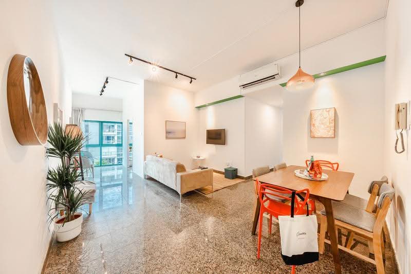 Oleanas Residences, 42 Kim Yam Road, Orchard / River Valley, Room Rental, 105 sqft, Condominium For Rent, by Cove, 500277769 - Living Room - PropertyGuru.com.sg