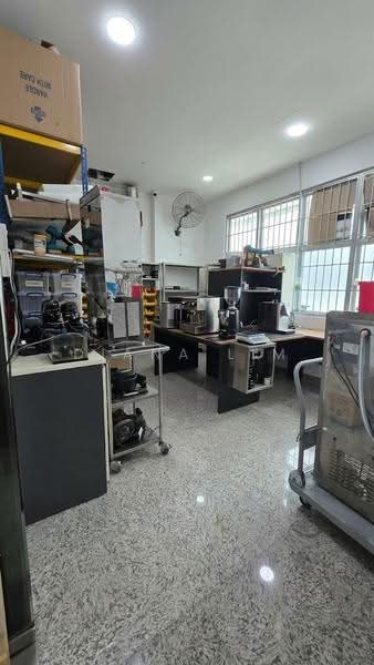 Eunos Technolink, 13 Kaki Bukit Road 1, Eunos / Geylang / Paya Lebar, 3,100 sqft, Light Industrial (B1) For Rent, by Diana Lim, 500277790 - Room 2 - CommercialGuru.com.sg