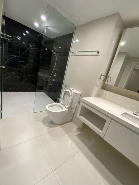 The Interlace, 180 Depot Road, Harbourfront / Telok Blangah, 4 Bedrooms, 3,886 sqft, Condominium For Sale, by Raymond Koh, 500277804 - Bathroom - PropertyGuru.com.sg