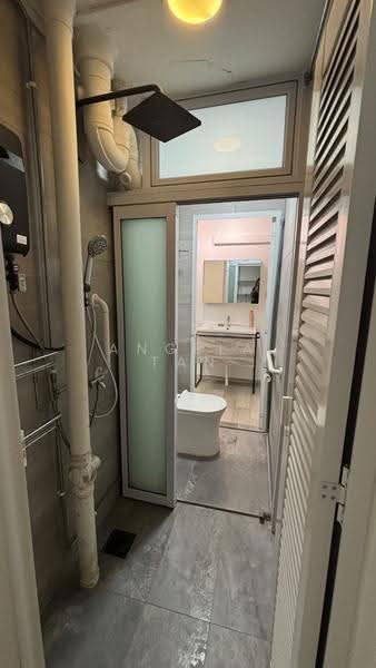 36 Circuit Road, 36 Circuit Road, Macpherson / Potong Pasir, 2 Bedrooms, 63 sqft, HDB Flat For Rent, by Angela Tan, 500277826 - Bathroom - PropertyGuru.com.sg