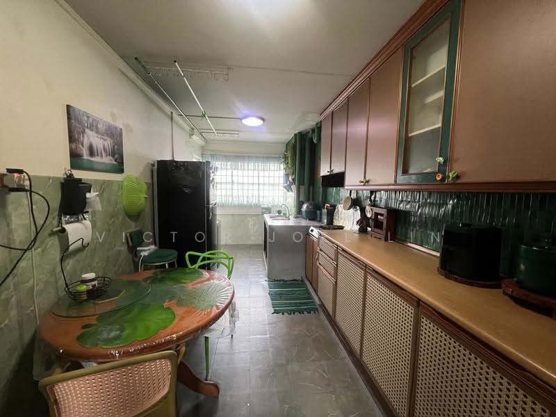 132 Yishun Street 11, 132 Yishun Street 11, Sembawang / Yishun, 3 Bedrooms, 1,130 sqft, HDB Flat For Sale, by Victor Joel Lin, 500277831 - Kitchen - PropertyGuru.com.sg