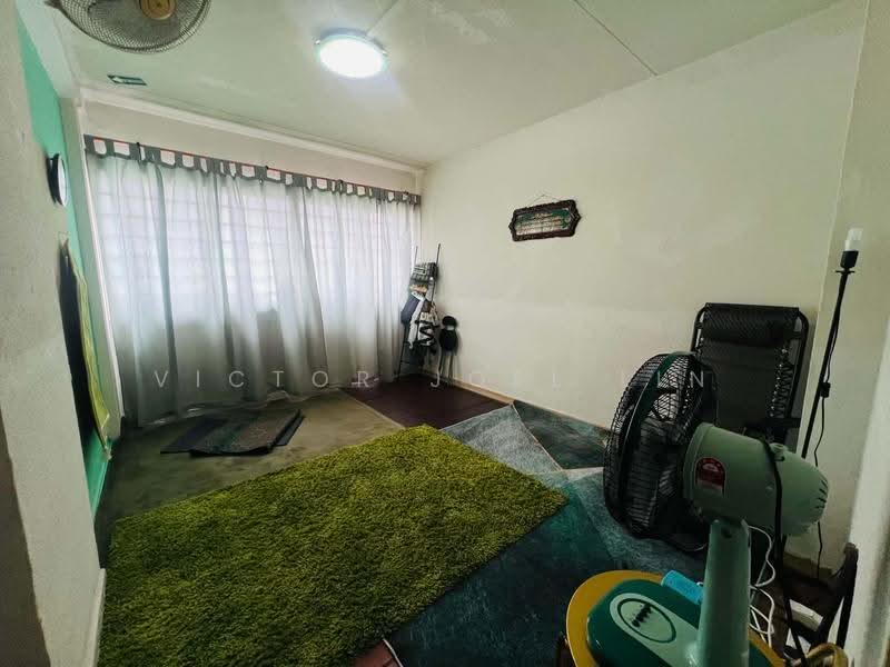 132 Yishun Street 11, 132 Yishun Street 11, Sembawang / Yishun, 3 Bedrooms, 1,130 sqft, HDB Flat For Sale, by Victor Joel Lin, 500277831 - Living Room - PropertyGuru.com.sg