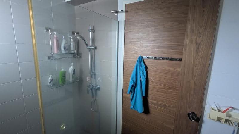 221B Sumang Lane, 221B Sumang Lane, Hougang / Punggol / Sengkang, Room Rental, 100 sqft, HDB Flat For Rent, by Jean Tan, 500277858 - Bathroom - PropertyGuru.com.sg