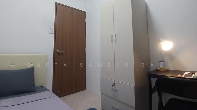 Ventana, 95 Pasir Panjang Hill, Buona Vista / West Coast / Clementi New Town, Room Rental, 150 sqft, Apartment For Rent, by Gupta Sameer Raj, 500277877 - Bedroom - PropertyGuru.com.sg