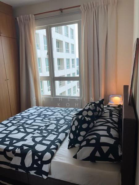 Burlington Square, 175B Bencoolen Street, Beach Road / Bugis / Rochor, Room Rental, 100 sqft, Apartment For Rent, by Catherine Koh, 500277879 - 1504 Bedroom 1 - PropertyGuru.com.sg