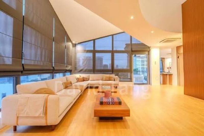 72 Grange, 72 Grange Road, Tanglin / Holland / Bukit Timah, 4 Bedrooms, 3,627 sqft, Condominium For Rent, by Bernadette Teo, 500277907 - Living Room - PropertyGuru.com.sg