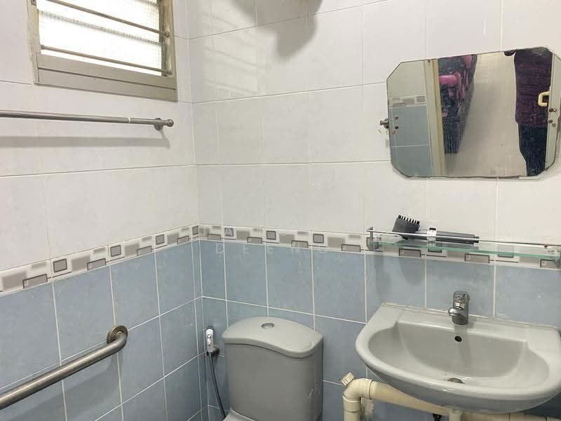410 Ang Mo Kio Avenue 10, 410 Ang Mo Kio Avenue 10, Ang Mo Kio / Bishan / Thomson, 3 Bedrooms, 700 sqft, HDB Flat For Rent, by Nijamudeen Deeno, 500277914 - PropertyGuru.com.sg