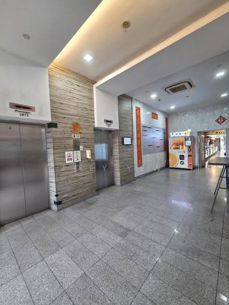 Woodlands Bizhub, 242 Woodlands Industrial Park E5, Sembawang / Yishun, 160 sqft, Factory / Workshop (B2) For Rent, by Joey Yew, 500277919 - Lobby - CommercialGuru.com.sg