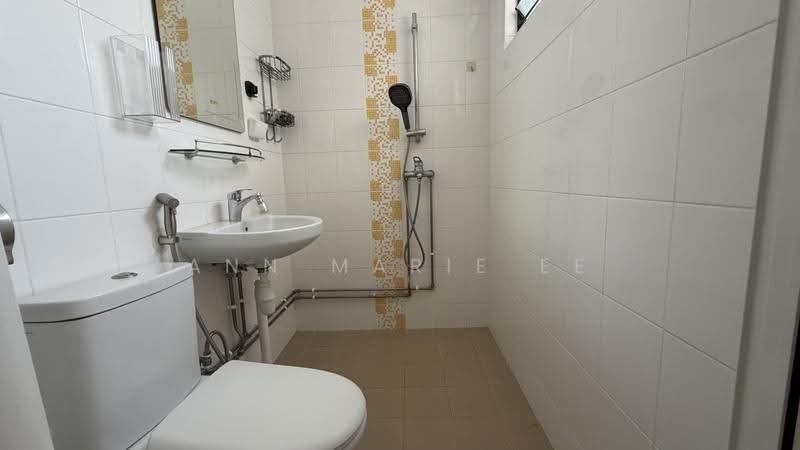 327 Serangoon Avenue 3, 327 Serangoon Avenue 3, Hougang / Punggol / Sengkang, 3 Bedrooms, 904 sqft, HDB Flat For Sale, by Ann Marie Ee, 500277927 - PropertyGuru.com.sg