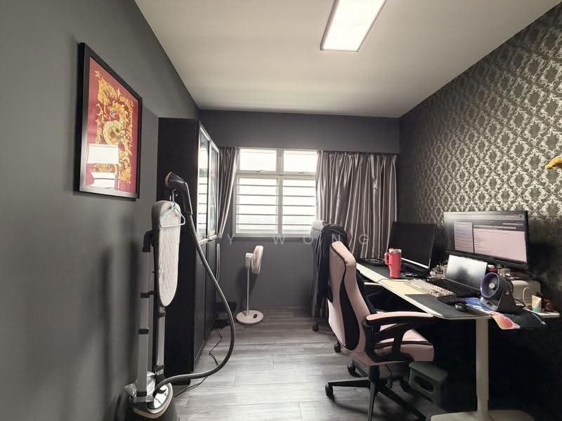 561B Jurong West Street 42, 561B Jurong West Street 42, Boon Lay / Jurong / Tuas, 3 Bedrooms, 1,001 sqft, HDB Flat For Sale, by Joy Wong, 500277929 - Study - PropertyGuru.com.sg