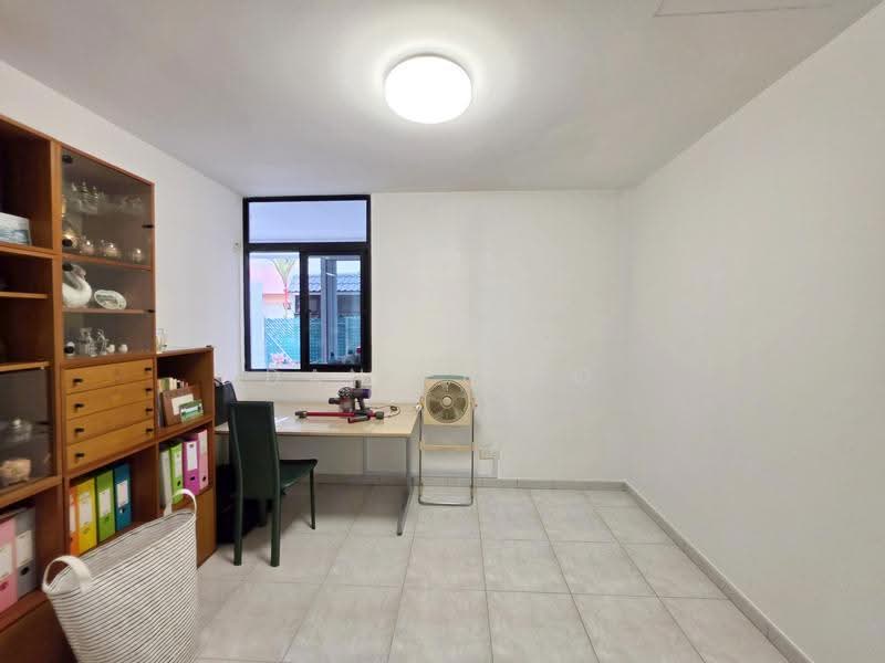 Canary Park, Jalan Simpang Bedok, Bedok / Upper East Coast, 4 Bedrooms, 2,300 sqft, Terraced House For Rent, by Daniel Ho, 500277933 - Study - PropertyGuru.com.sg