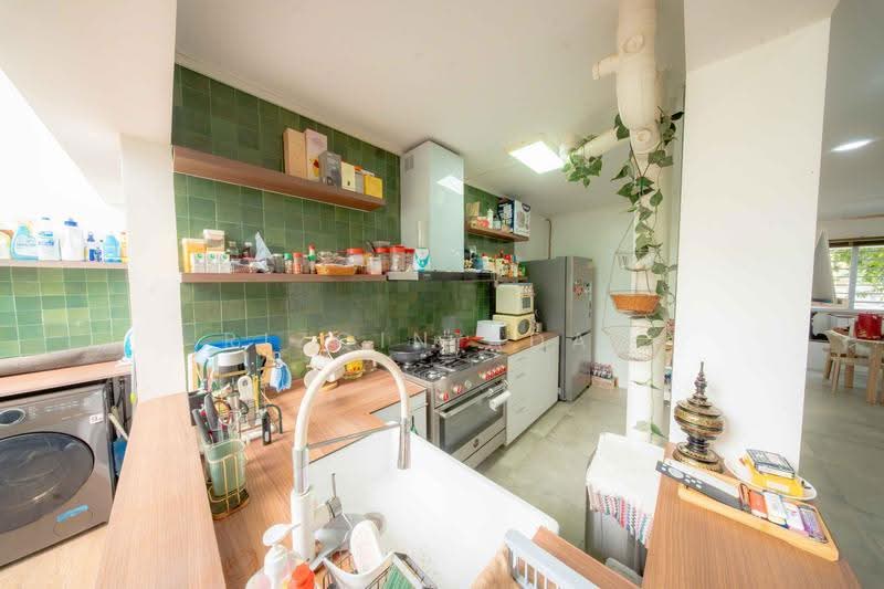 895A Tampines Street 81, 895A Tampines Street 81, Pasir Ris / Tampines, 4 Bedrooms, 1,571 sqft, HDB Flat For Sale, by Rizqin Adam, 500277941 - Kitchen - PropertyGuru.com.sg