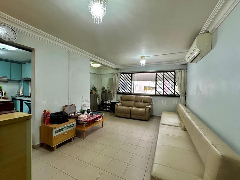180 Bishan Street 13, 180 Bishan Street 13, Ang Mo Kio / Bishan / Thomson, 3 Bedrooms, 904 sqft, HDB Flat For Sale, by Maverick Maung, 500277955 - Living Room - PropertyGuru.com.sg