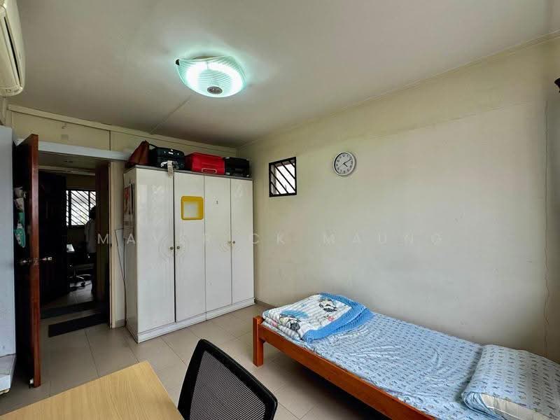 180 Bishan Street 13, 180 Bishan Street 13, Ang Mo Kio / Bishan / Thomson, 3 Bedrooms, 904 sqft, HDB Flat For Sale, by Maverick Maung, 500277955 - Bedroom 2 - PropertyGuru.com.sg