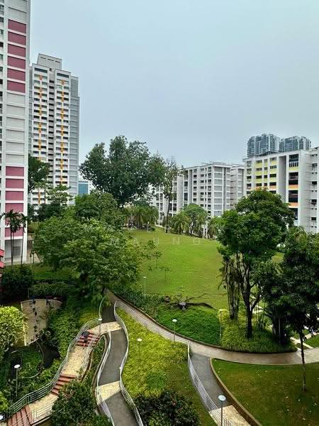 180 Bishan Street 13, 180 Bishan Street 13, Ang Mo Kio / Bishan / Thomson, 3 Bedrooms, 904 sqft, HDB Flat For Sale, by Maverick Maung, 500277955 - Living Front View - PropertyGuru.com.sg