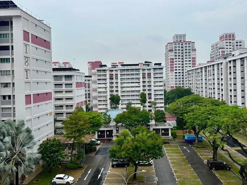 180 Bishan Street 13, 180 Bishan Street 13, Ang Mo Kio / Bishan / Thomson, 3 Bedrooms, 904 sqft, HDB Flat For Sale, by Maverick Maung, 500277955 - Dining Back View - PropertyGuru.com.sg