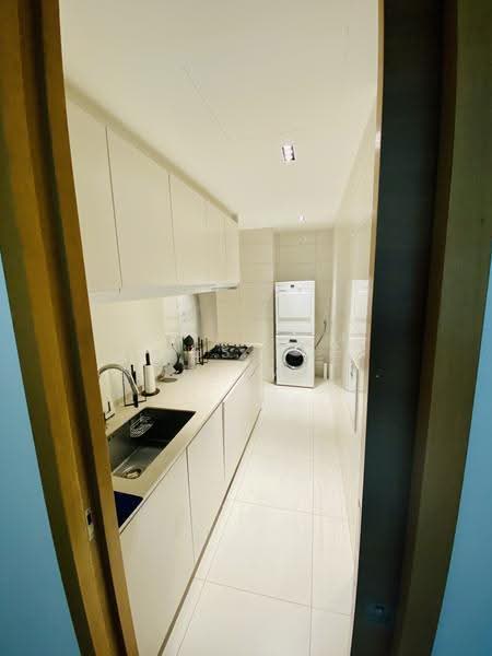 Marina One Residences, 21 Marina Way, Boat Quay / Raffles Place / Marina, 3 Bedrooms, 1,593 sqft, Condominium For Sale, by ALAN, 500277962 - Kitchen - PropertyGuru.com.sg