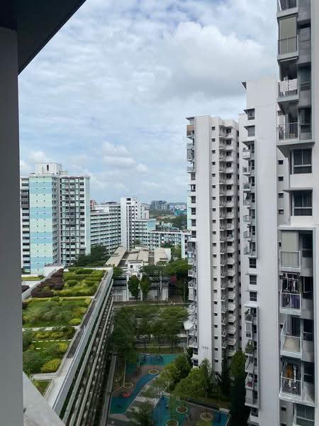138A Yuan Ching Road, 138A Yuan Ching Road, Boon Lay / Jurong / Tuas, 3 Bedrooms, 958 sqft, HDB Flat For Sale, by Wang YongSheng Clement, 500277968 - Exterior - PropertyGuru.com.sg