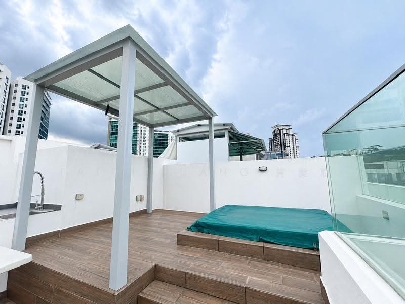 Natura @ Hillview, 18 Hillview Terrace, Dairy Farm / Bukit Panjang / Choa Chu Kang, 2 Bedrooms, 1,044 sqft, Condominium For Sale, by Faith Huang 黄愛雁, 500277978 - PropertyGuru.com.sg
