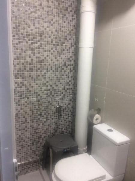 978 Jurong West Street 93, 978 Jurong West Street 93, Boon Lay / Jurong / Tuas, Room Rental, 300 sqft, HDB Flat For Rent, by Arvind (PN), 500277980 - Bathroom - PropertyGuru.com.sg