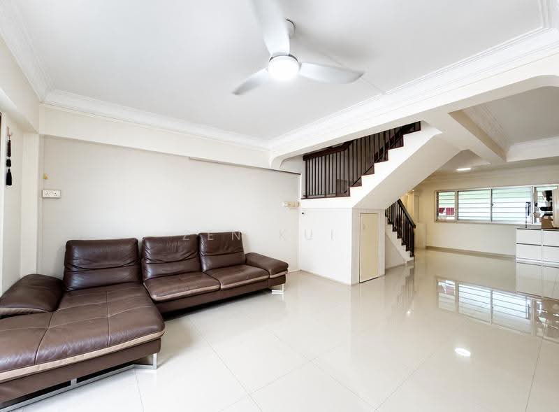 640 Hougang Avenue 8, 640 Hougang Avenue 8, Hougang / Punggol / Sengkang, 3 Bedrooms, 1,593 sqft, HDB Flat For Sale, by Zen Kuik, 500277989 - Living Room - PropertyGuru.com.sg