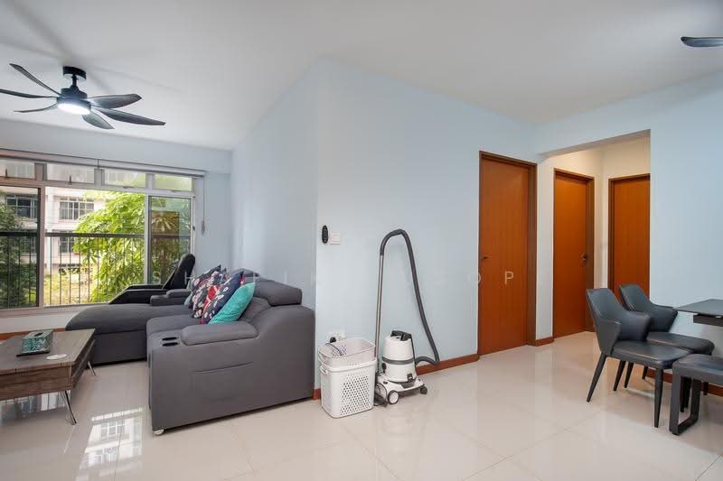 222B Bedok North Drive, 222B Bedok North Drive, Bedok / Upper East Coast, 3 Bedrooms, 990 sqft, HDB Flat For Sale, by Shafik Yusope, 500277995 - Living Room - PropertyGuru.com.sg
