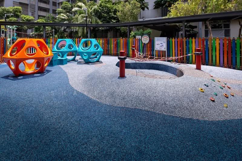 222B Bedok North Drive, 222B Bedok North Drive, Bedok / Upper East Coast, 3 Bedrooms, 990 sqft, HDB Flat For Sale, by Shafik Yusope, 500277995 - Exterior - PropertyGuru.com.sg