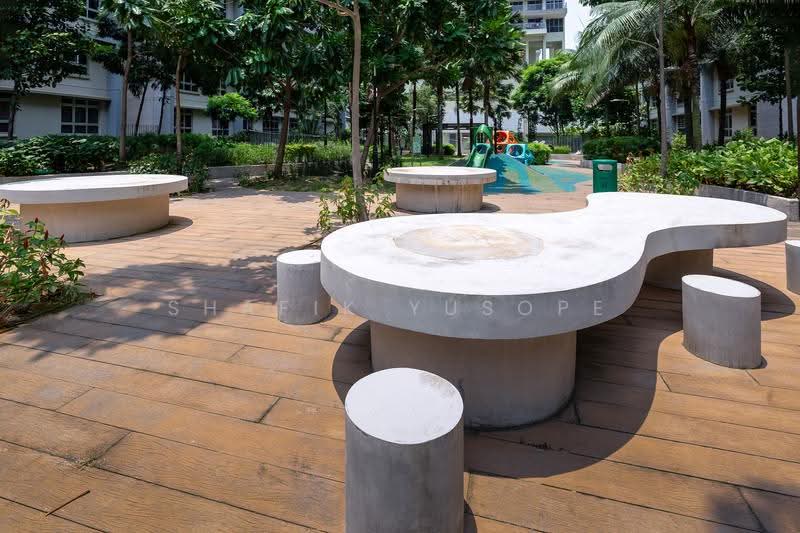222B Bedok North Drive, 222B Bedok North Drive, Bedok / Upper East Coast, 3 Bedrooms, 990 sqft, HDB Flat For Sale, by Shafik Yusope, 500277995 - Exterior - PropertyGuru.com.sg