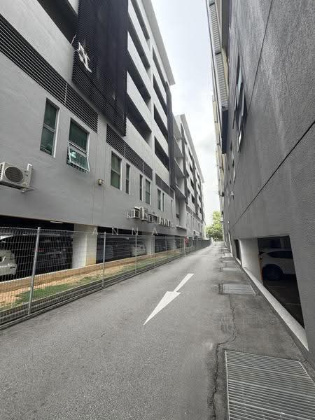 Bizlink Centre, 59 Ubi Avenue 1, Eunos / Geylang / Paya Lebar, 400 sqft, Light Industrial (B1) For Rent, by Anna Ng, 500278001 - Exterior - CommercialGuru.com.sg