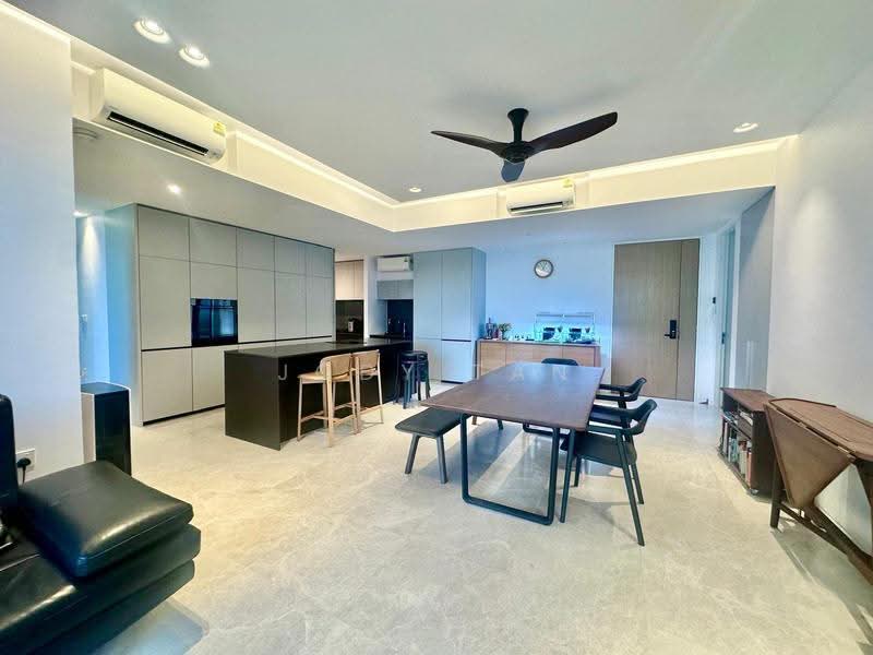 Amber Park, 18A Amber Gardens, East Coast / Marine Parade, 4 Bedrooms, 1,798 sqft, Condominium For Rent, by Jody Tan, 500278019 - Living Room - PropertyGuru.com.sg