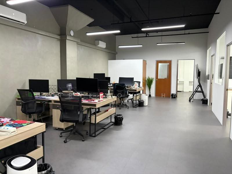 Grantral Complex, 601 Macpherson Road, Macpherson / Potong Pasir, 1,872 sqft, Light Industrial (B1) For Rent, by Darryl Jonathan Tan, 500278030 - Interior - CommercialGuru.com.sg