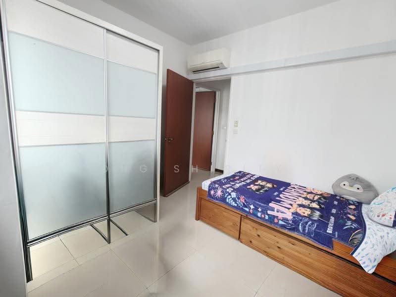 417A Fernvale Link, 417A Fernvale Link, Seletar / Yio Chu Kang, 2 Bedrooms, 743 sqft, HDB Flat For Sale, by Ong Shirley, 500278032 - Bedroom - PropertyGuru.com.sg