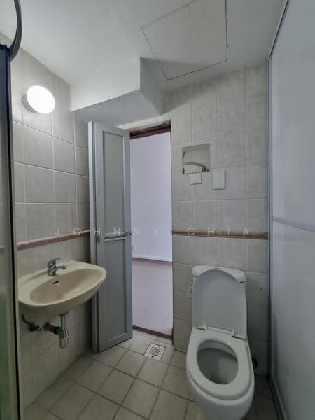 336 River Valley, 336 River Valley Road, Orchard / River Valley, 2 Bedrooms, 1,582 sqft, Apartment For Rent, by Johnny Chia, 500278048 - Bathroom - PropertyGuru.com.sg
