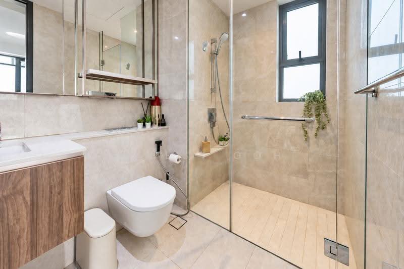 JadeScape, 4 Shunfu Road, Ang Mo Kio / Bishan / Thomson, 3 Bedrooms, 1,055 sqft, Condominium For Sale, by Ernest Goh, 500278052 - Bathroom - PropertyGuru.com.sg