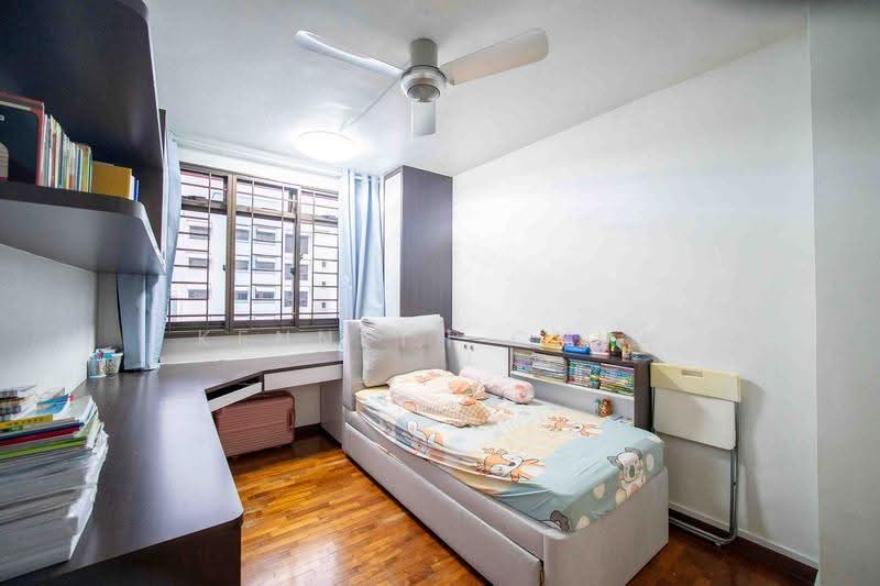 271B Jurong West Street 24, 271B Jurong West Street 24, Boon Lay / Jurong / Tuas, 3 Bedrooms, 1,216 sqft, HDB Flat For Sale, by Kenneth Chua, 500278056 - Bedroom - PropertyGuru.com.sg