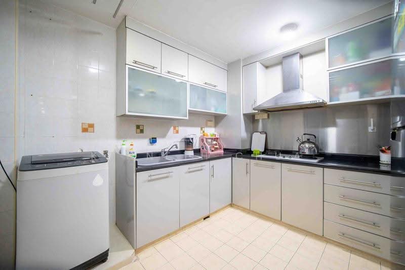 271B Jurong West Street 24, 271B Jurong West Street 24, Boon Lay / Jurong / Tuas, 3 Bedrooms, 1,216 sqft, HDB Flat For Sale, by Kenneth Chua, 500278056 - Kitchen - PropertyGuru.com.sg