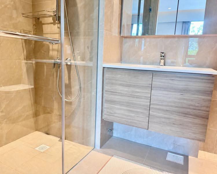 Treasure at Tampines, 13 Tampines Lane, Pasir Ris / Tampines, 3 Bedrooms, 818 sqft, Condominium For Rent, by Yee Bey Liew, 500278061 - Bathroom - PropertyGuru.com.sg
