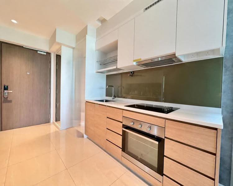 Treasure at Tampines, 13 Tampines Lane, Pasir Ris / Tampines, 3 Bedrooms, 818 sqft, Condominium For Rent, by Yee Bey Liew, 500278061 - Kitchen - PropertyGuru.com.sg