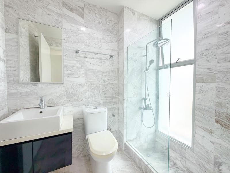 Zenith @ Zion, 60 Zion Road, Tanglin / Holland / Bukit Timah, 2 Bedrooms, 775 sqft, Apartment For Sale, by Graycin Wang Wei Ru, 500278062 - Bathroom - PropertyGuru.com.sg