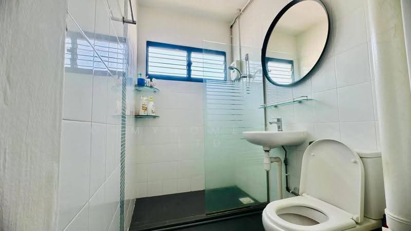 615 Yishun Ring Road, 615 Yishun Ring Road, Sembawang / Yishun, 3 Bedrooms, 1,119 sqft, HDB Flat For Sale, by TAN POH KHIT, BILLY SUPHAKHIT, 500278082 - Bathroom - PropertyGuru.com.sg