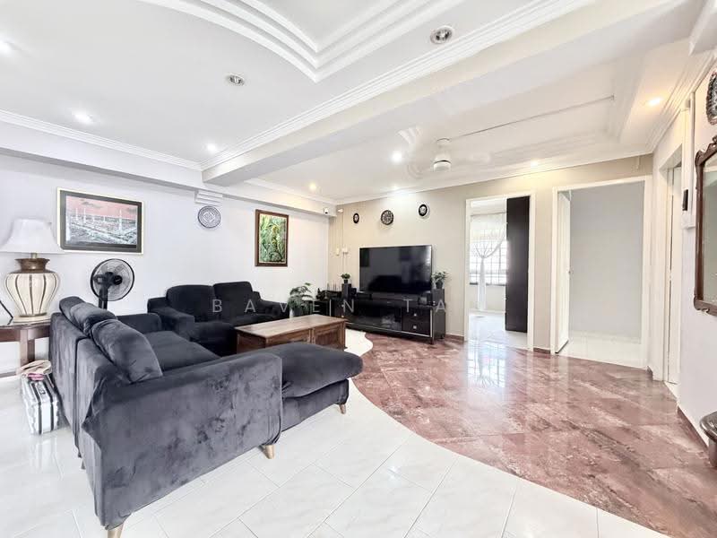 211 Pasir Ris Street 21, 211 Pasir Ris Street 21, Pasir Ris / Tampines, 3 Bedrooms, 1,377 sqft, HDB Flat For Sale, by Baven Tan, 500278088 - Living Room - PropertyGuru.com.sg
