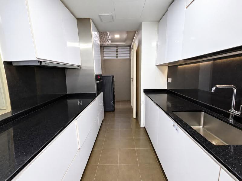 The Calrose, 511 Yio Chu Kang Road, Mandai / Upper Thomson, 3 Bedrooms, 1,389 sqft, Condominium For Sale, by Nick Tan, 500278092 - Kitchen - PropertyGuru.com.sg