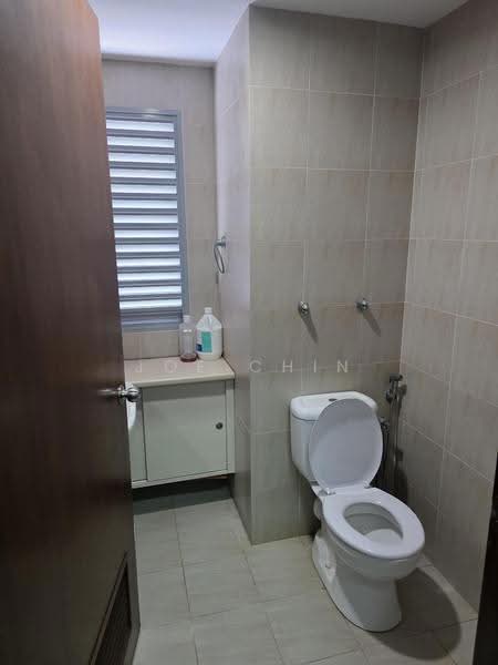 The Alexcier, 237 Alexandra Road, Alexandra / Commonwealth, 872 sqft, Light Industrial (B1) For Sale, by Joe Chin, 500278101 - Bathroom - CommercialGuru.com.sg