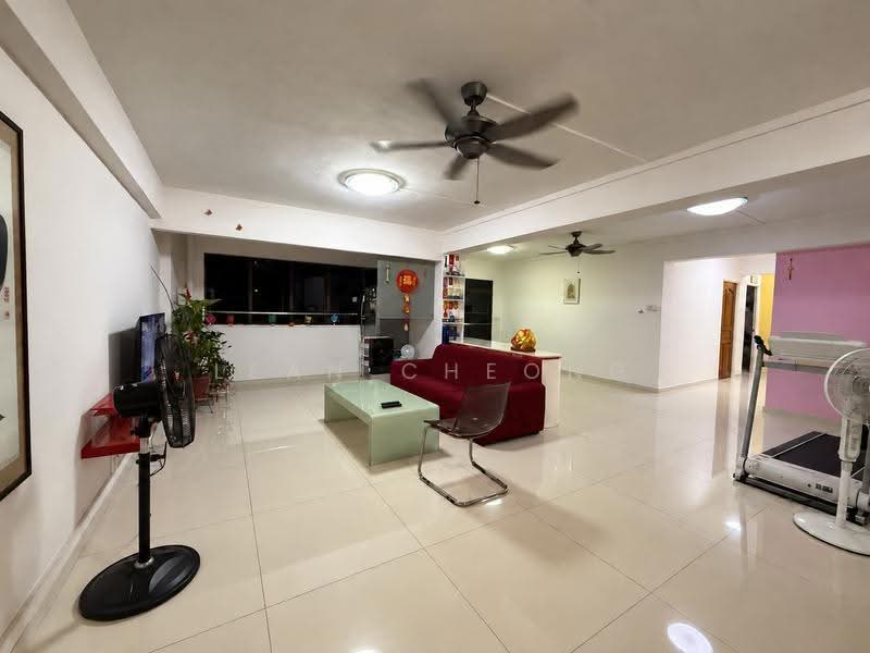 164 Jalan Teck Whye, 164 Jalan Teck Whye, Dairy Farm / Bukit Panjang / Choa Chu Kang, 3 Bedrooms, 1,517 sqft, HDB Flat For Sale, by Lean Cheong, 500278112 - Living Room - PropertyGuru.com.sg