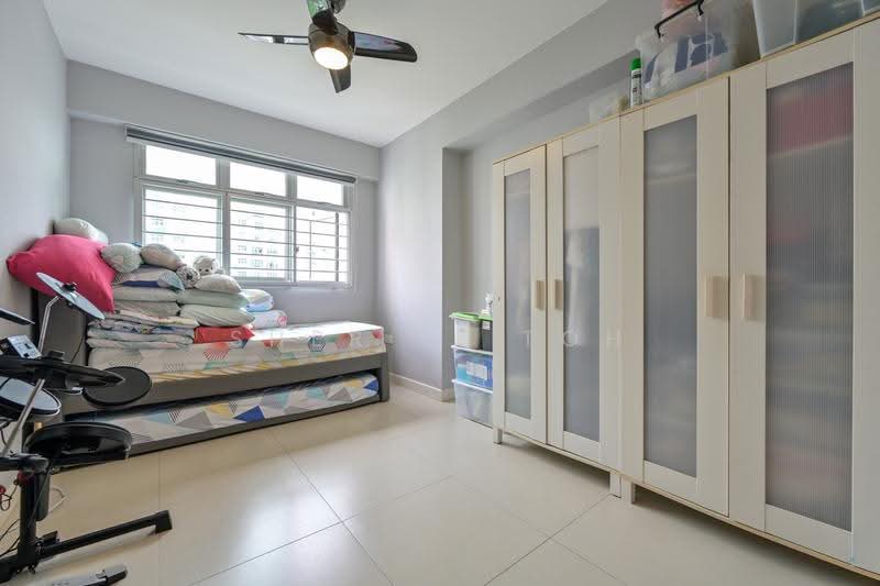 453C Fernvale Road, 453C Fernvale Road, Seletar / Yio Chu Kang, 3 Bedrooms, 990 sqft, HDB Flat For Sale, by Sher Li Toh, 500278128 - Bedroom - PropertyGuru.com.sg
