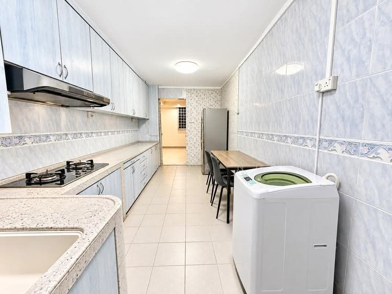 603 Hougang Avenue 4, 603 Hougang Avenue 4, Hougang / Punggol / Sengkang, 3 Bedrooms, 904 sqft, HDB Flat For Sale, by Angela Ng, 500278131 - Kitchen - PropertyGuru.com.sg