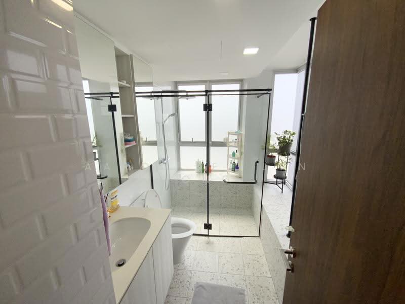 The Parc Condominium, 3 West Coast Walk, Buona Vista / West Coast / Clementi New Town, 4 Bedrooms, 1,421 sqft, Condominium For Sale, by Aaron Lee Jun Rong, 500278133 - PropertyGuru.com.sg